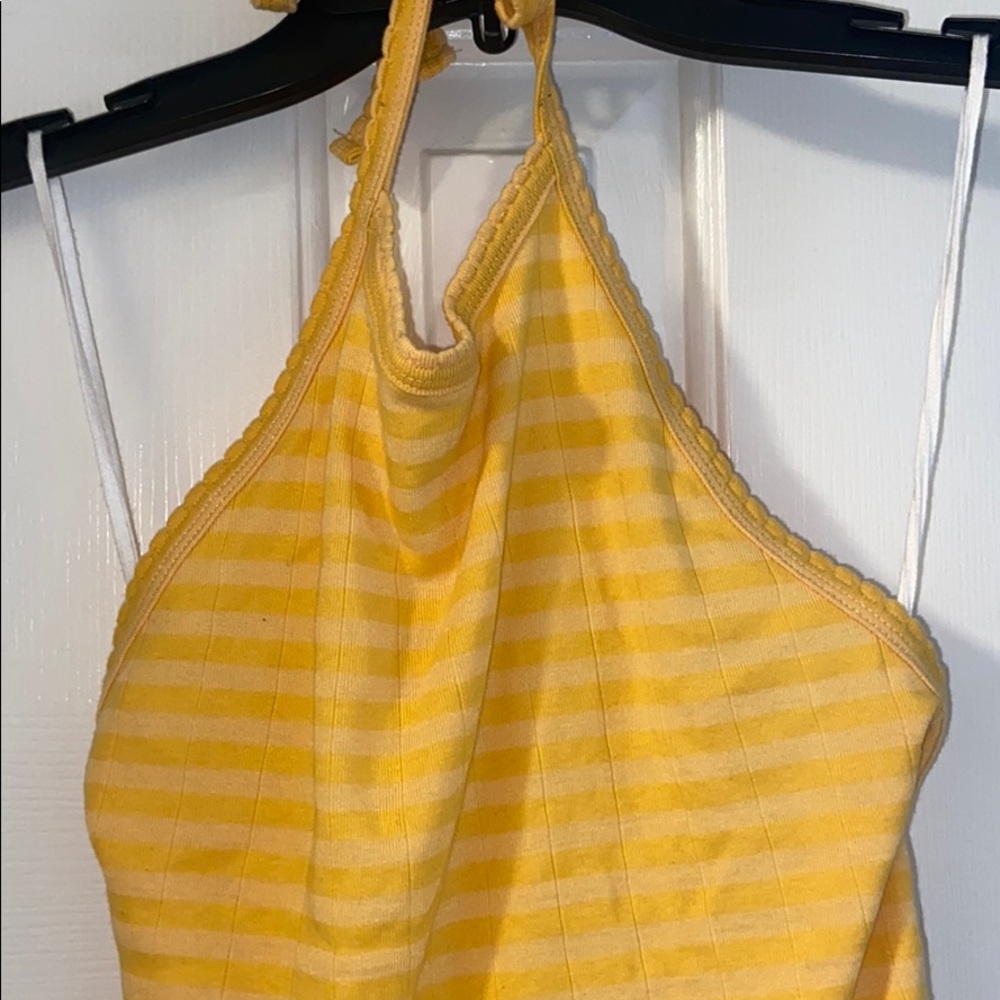 Halter top - Picture 2 of 2
